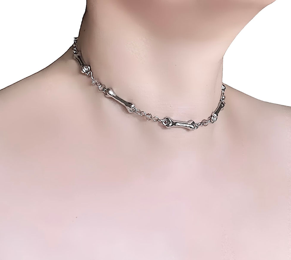 Miniature : Silver Bone Relic Choker