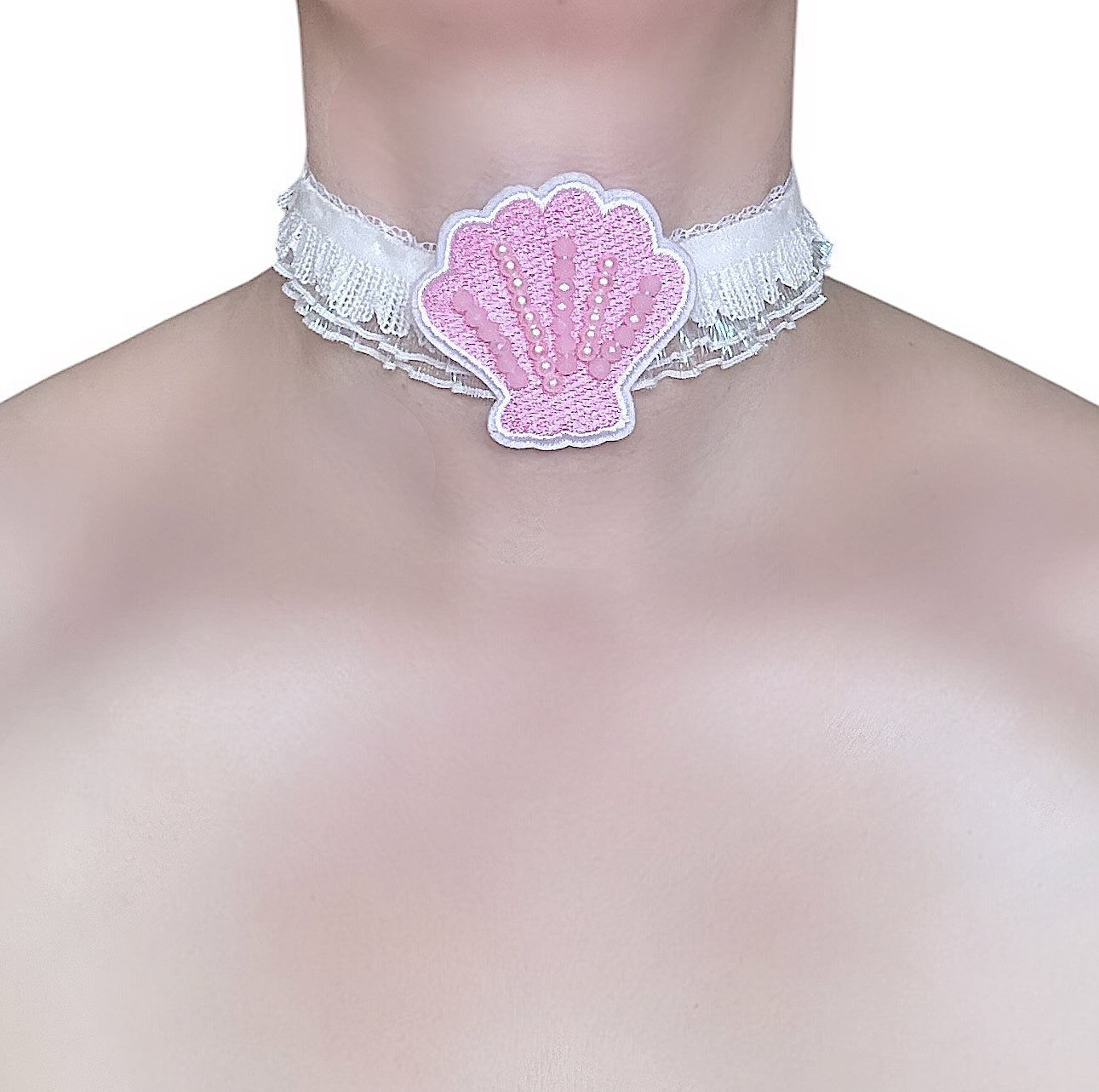 Iridescent Lace Shell Choker