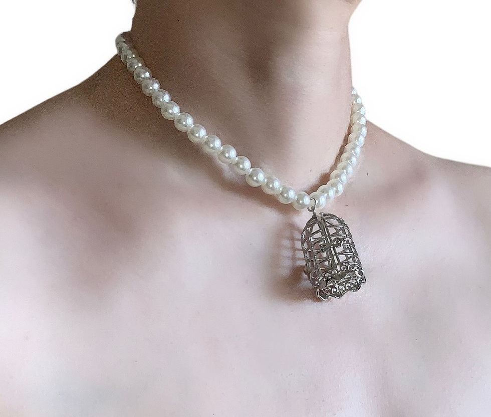 Thumbnail: Bird Cage Necklace 