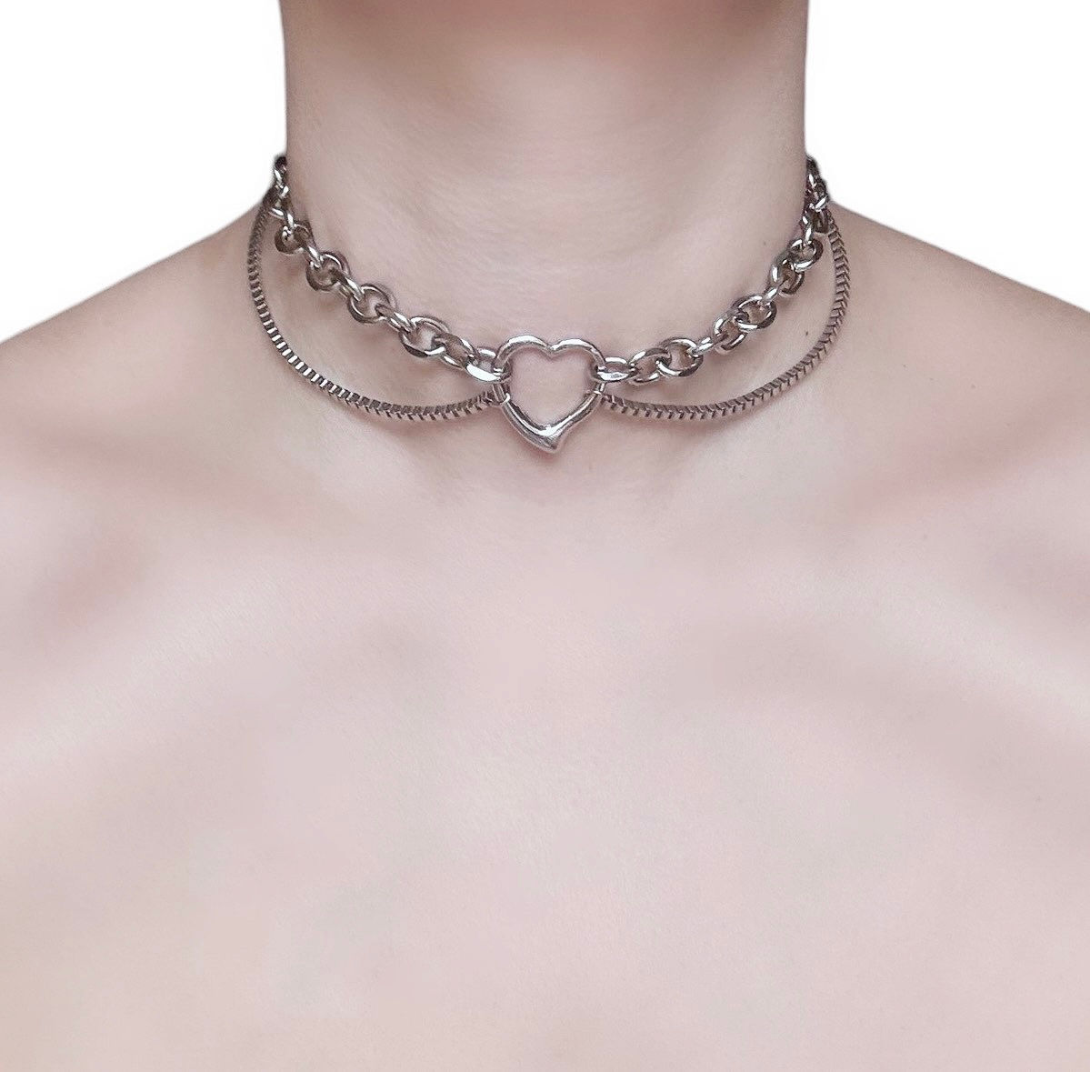 The Rebellious Heart Choker