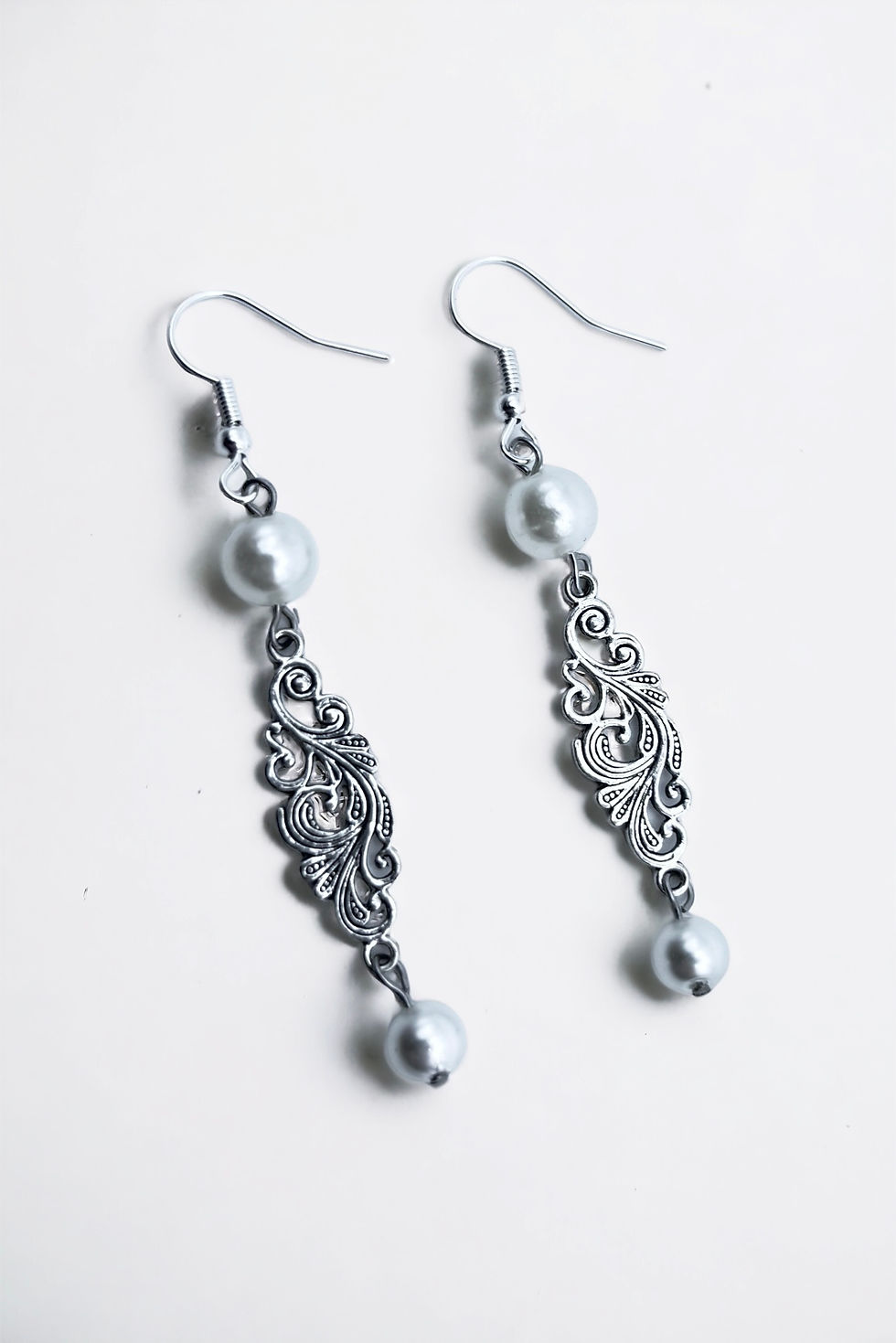 Miniature : Pearl and Swirl Drop Earrings