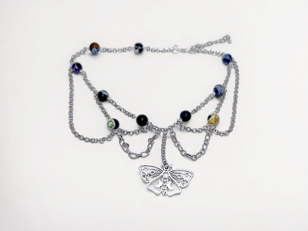 Miniatura: Dreamweaver Moth Necklace