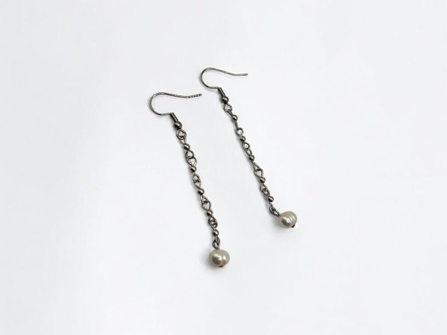 Thumbnail: Irregular Pearl Drop Earrings
