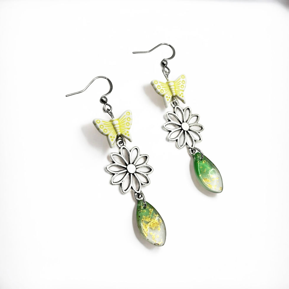 Miniature : Butterfly and Daisy Earrings