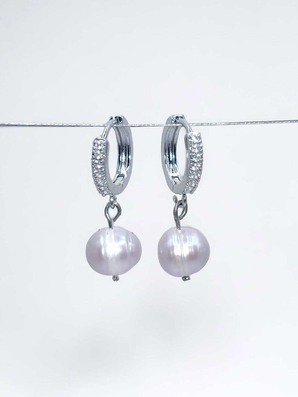 The Luminous Pearl Huggies