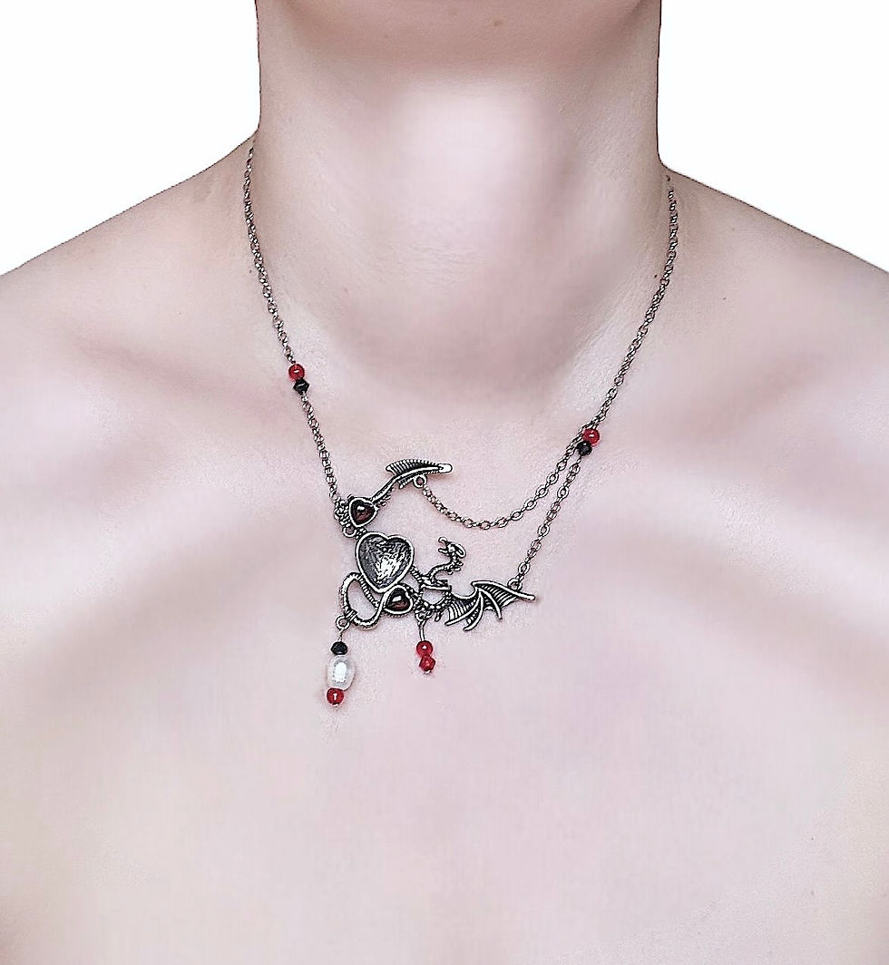 Thumbnail: Dragon Heart Necklace