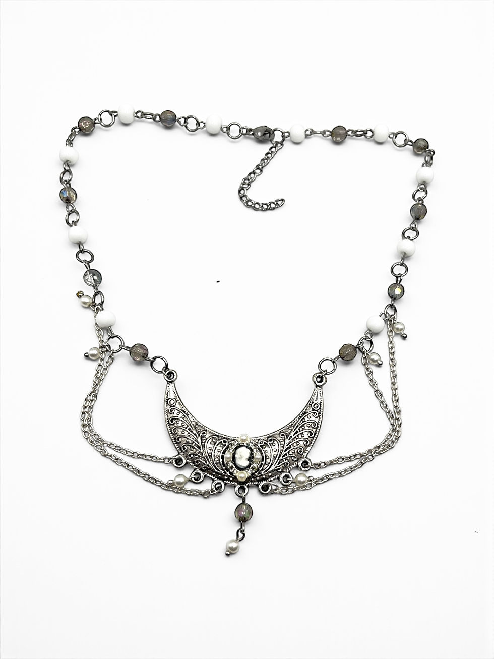 Miniatura: Moon Heirloom Crescent Necklace