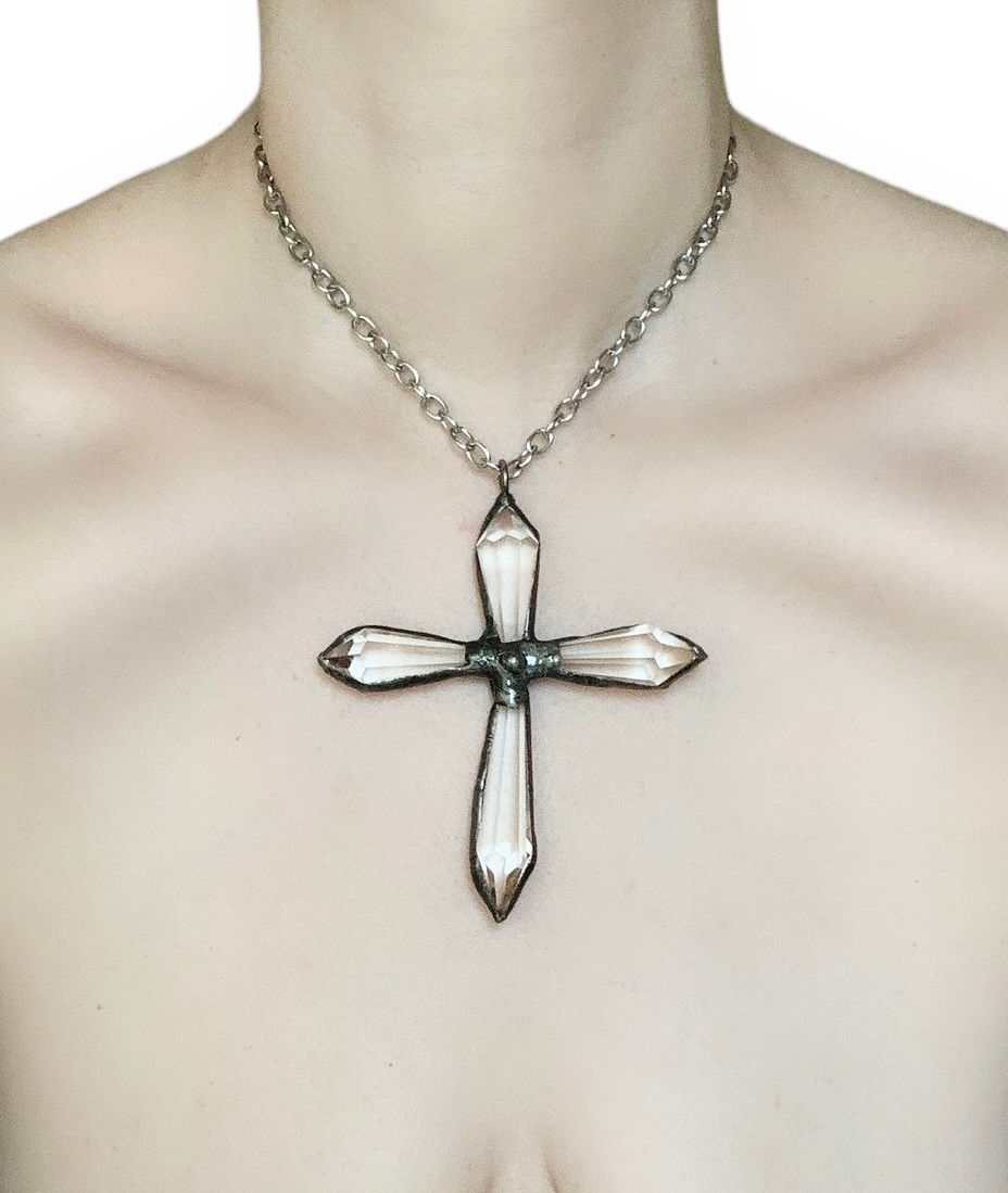 Miniatura: Large Glass Cross Necklace 