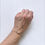 Miniatura: The Champagne Baroque Pearl Hand Chain