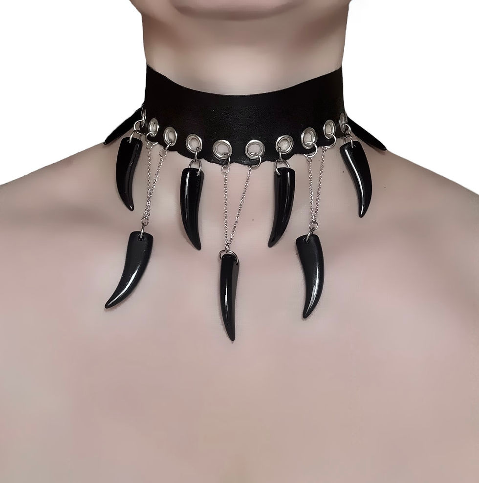 Miniature : Midnight Fang Choker