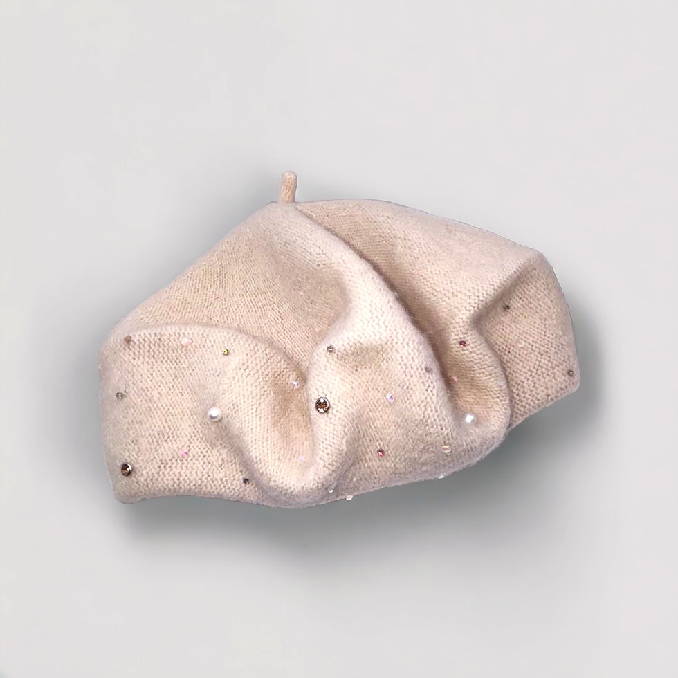 Miniature : The Pearl-Embellished Beret