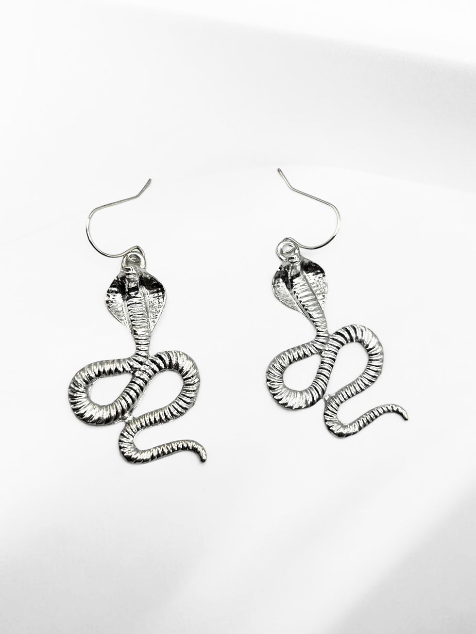 Miniature : Cobra Earrings 
