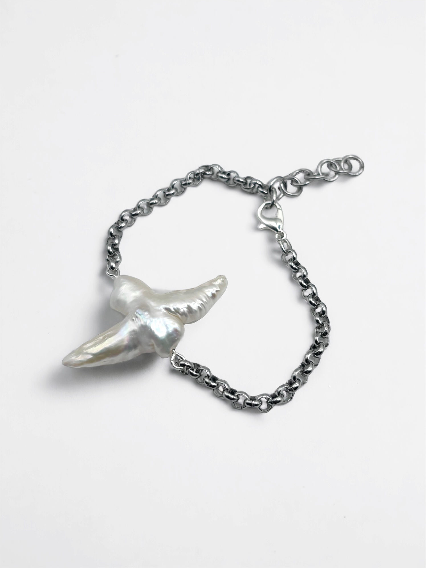 The Rebellious Pearl Bracelet