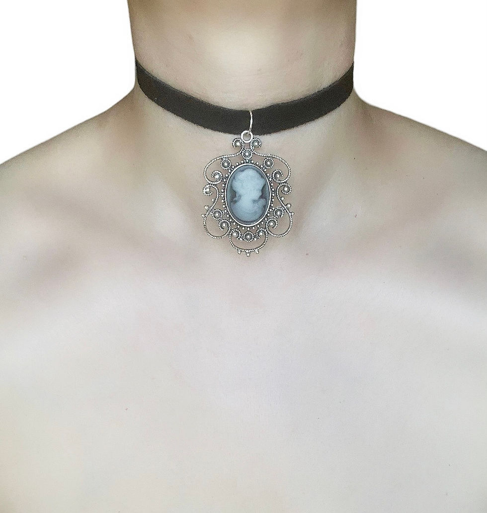 Miniature : Daring Debutante Choker - Genuine Leather
