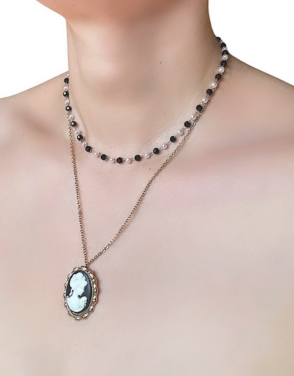 Miniaturbild: Chained Cameo Necklace