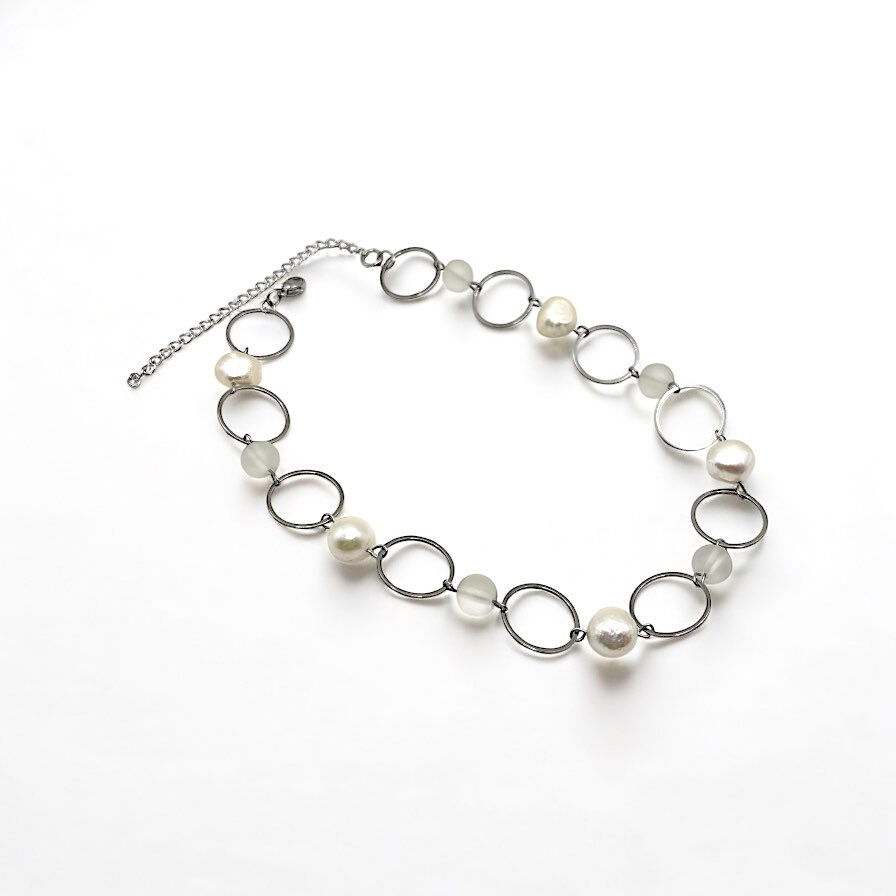 Miniature : Baroque Pearl & Glass Bead Choker