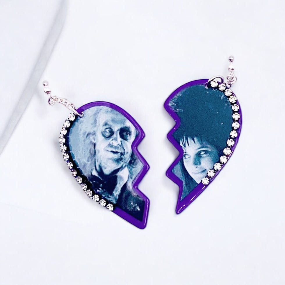 Miniatyrbild: Beetlejuice and Lydia Hair Clips