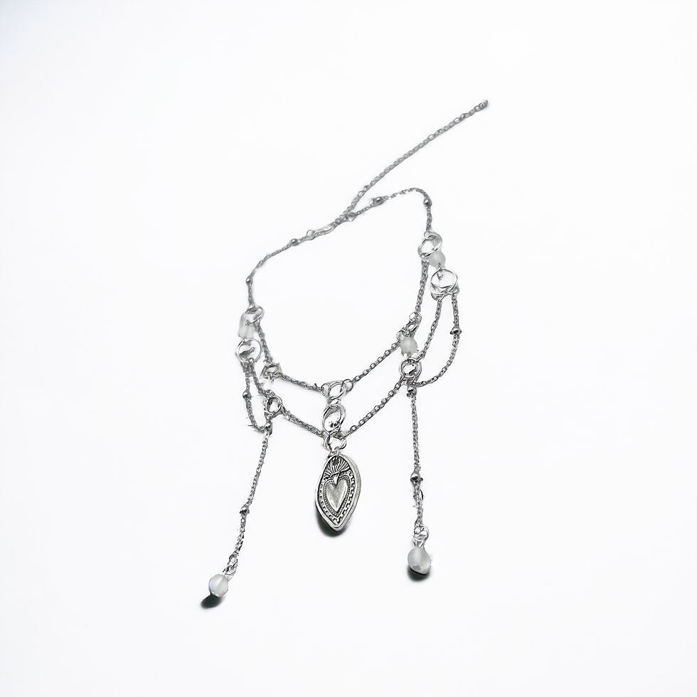 Miniatura: The Sacred Choker 