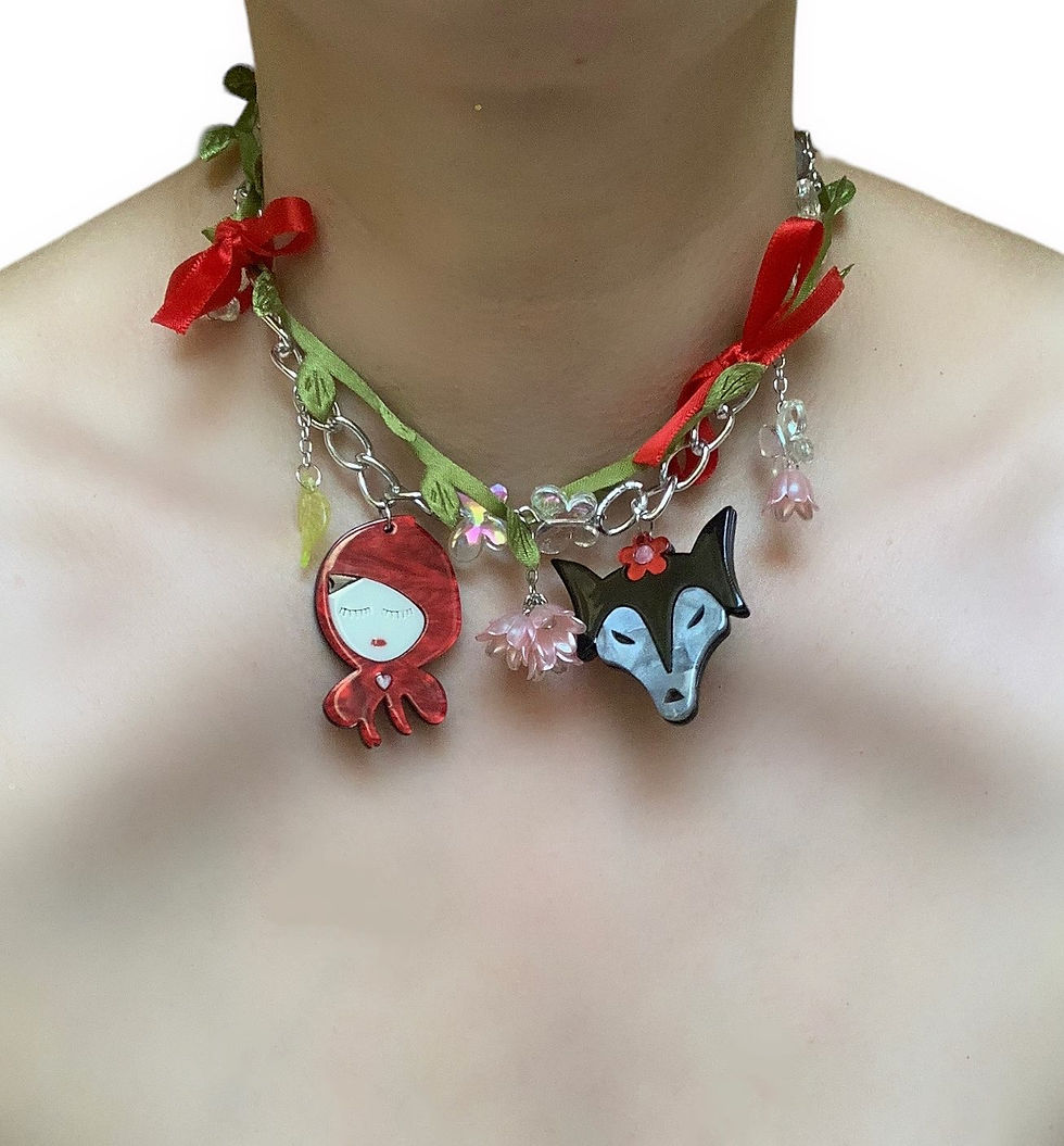 Miniatyrbild: Little Red Riding Hood Necklace