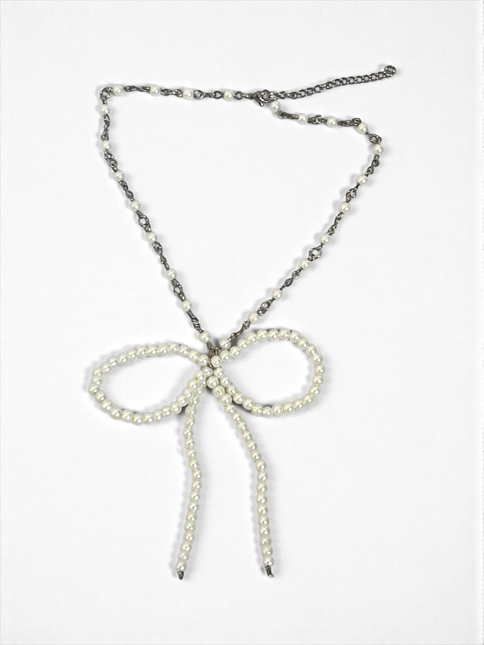 Thumbnail: Pearl Ribbon Heirloom Choker