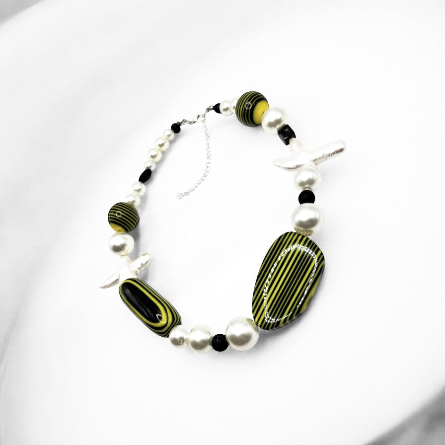 Miniature : Cross Pearl Carnival Necklace