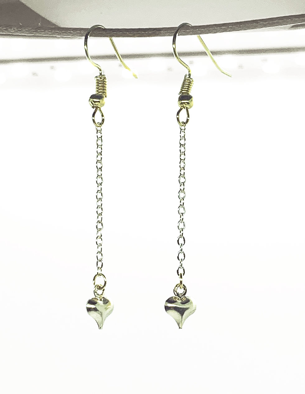 Miniatyrbild: Delicate Heart Earrings - Gold Plated