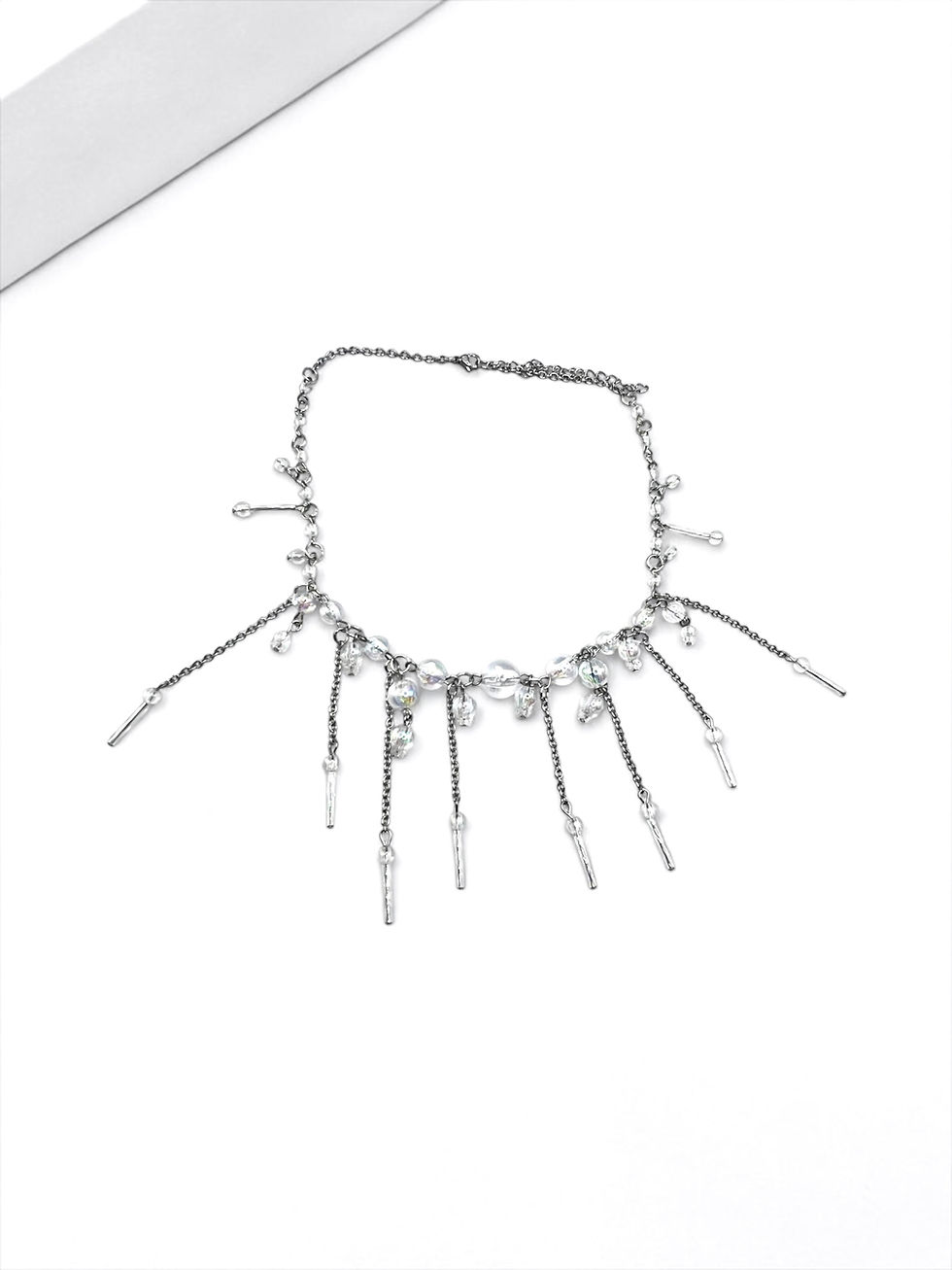 Miniaturbild: The Iridescent Fringe Necklace