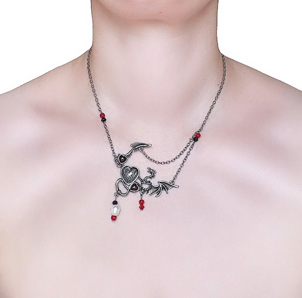 Thumbnail: Dragon Heart Necklace