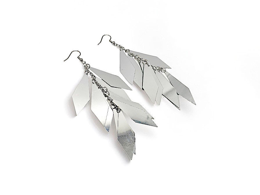 Miniaturbild: Silvered Shard Earrings