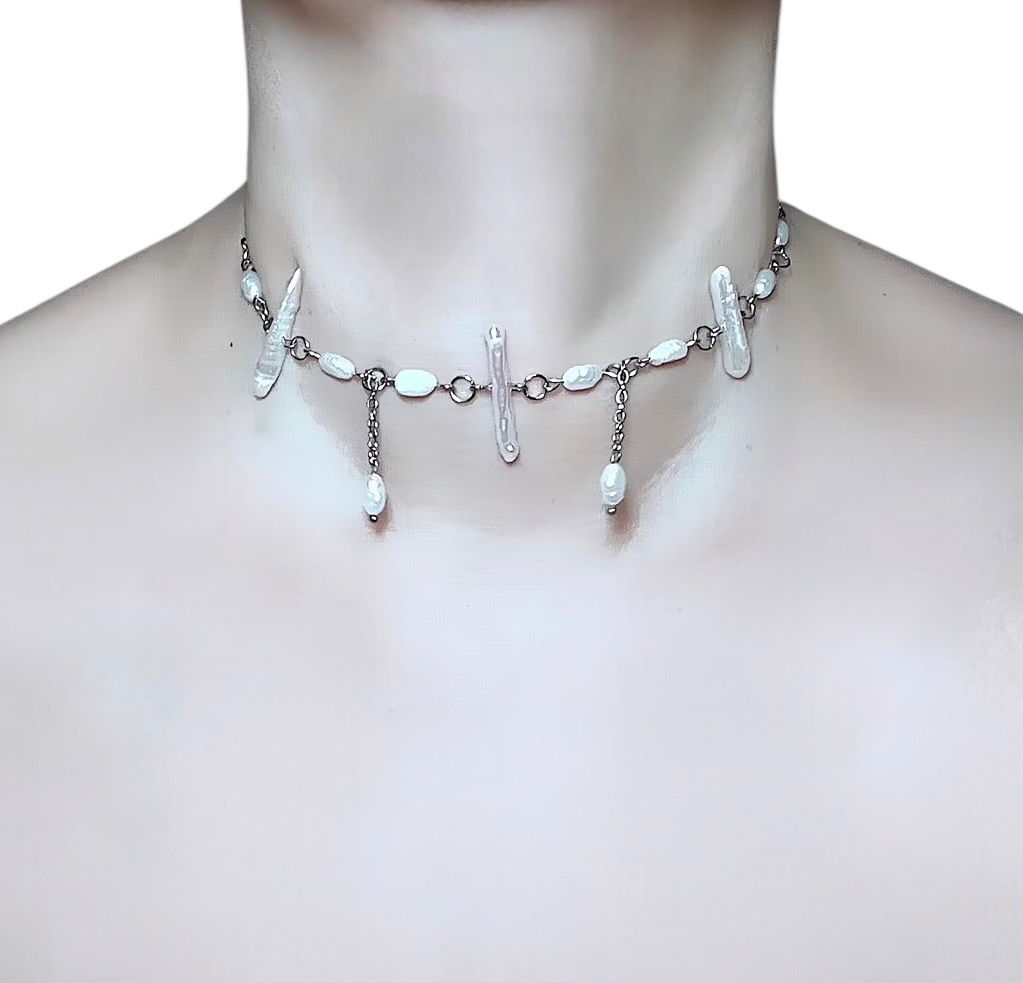 Silver Drift Baroque Pearl Choker