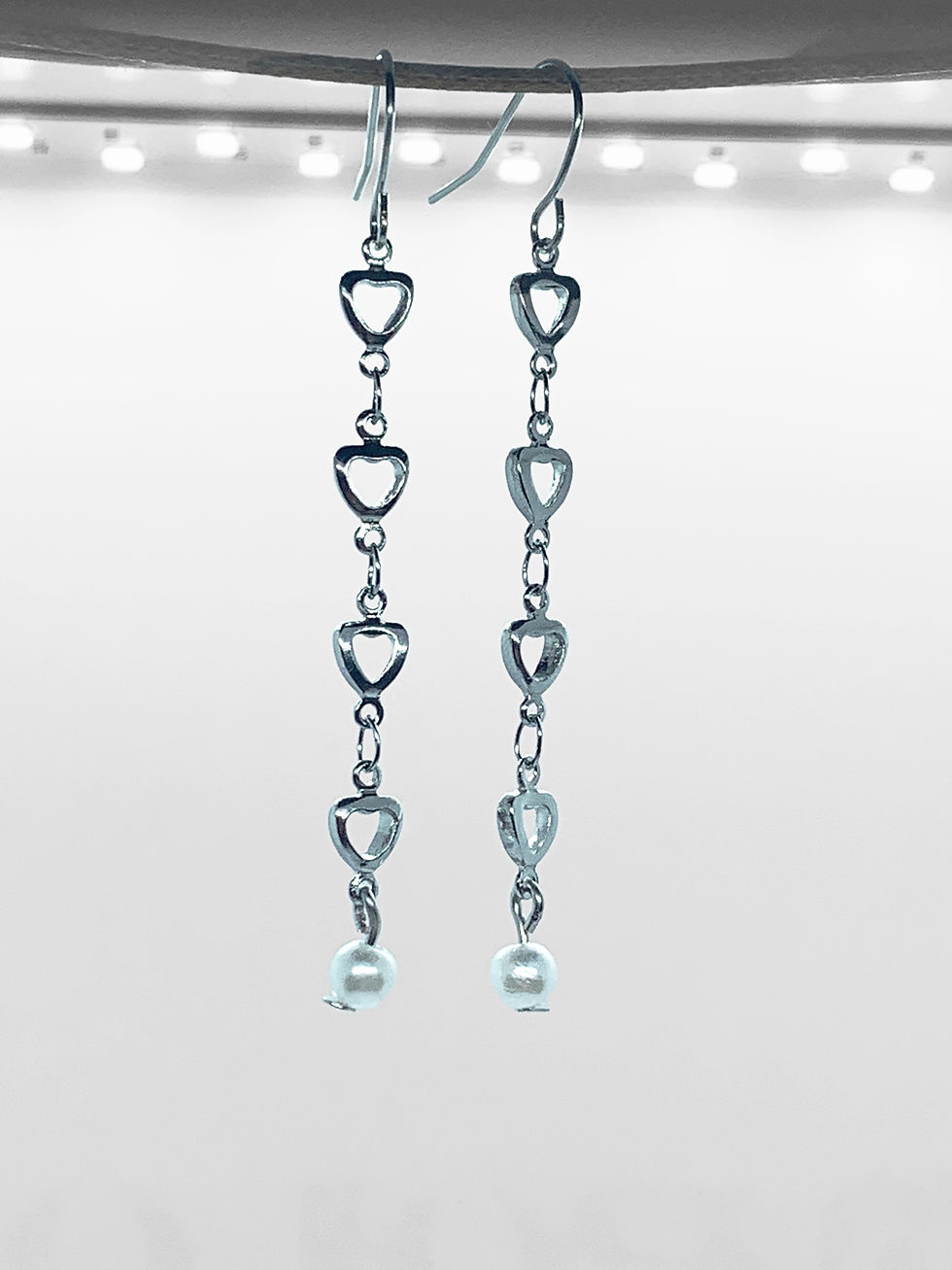 Thumbnail: Love Chain Earrings 