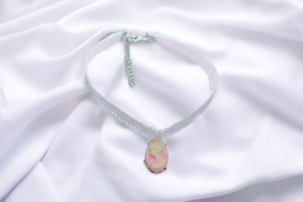 Miniatyrbild: Pink Cameo Lace Choker