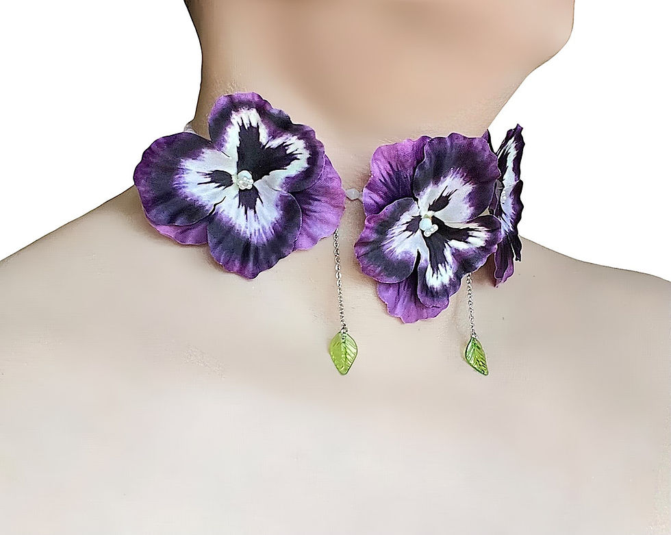 Miniatyrbild: The Midnight Pansy Bloom Choker