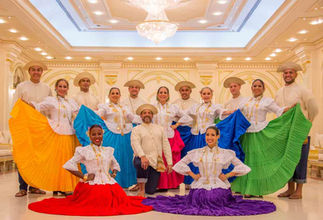Panamá Folklore en el Palacio de la Cultura en Sharjah