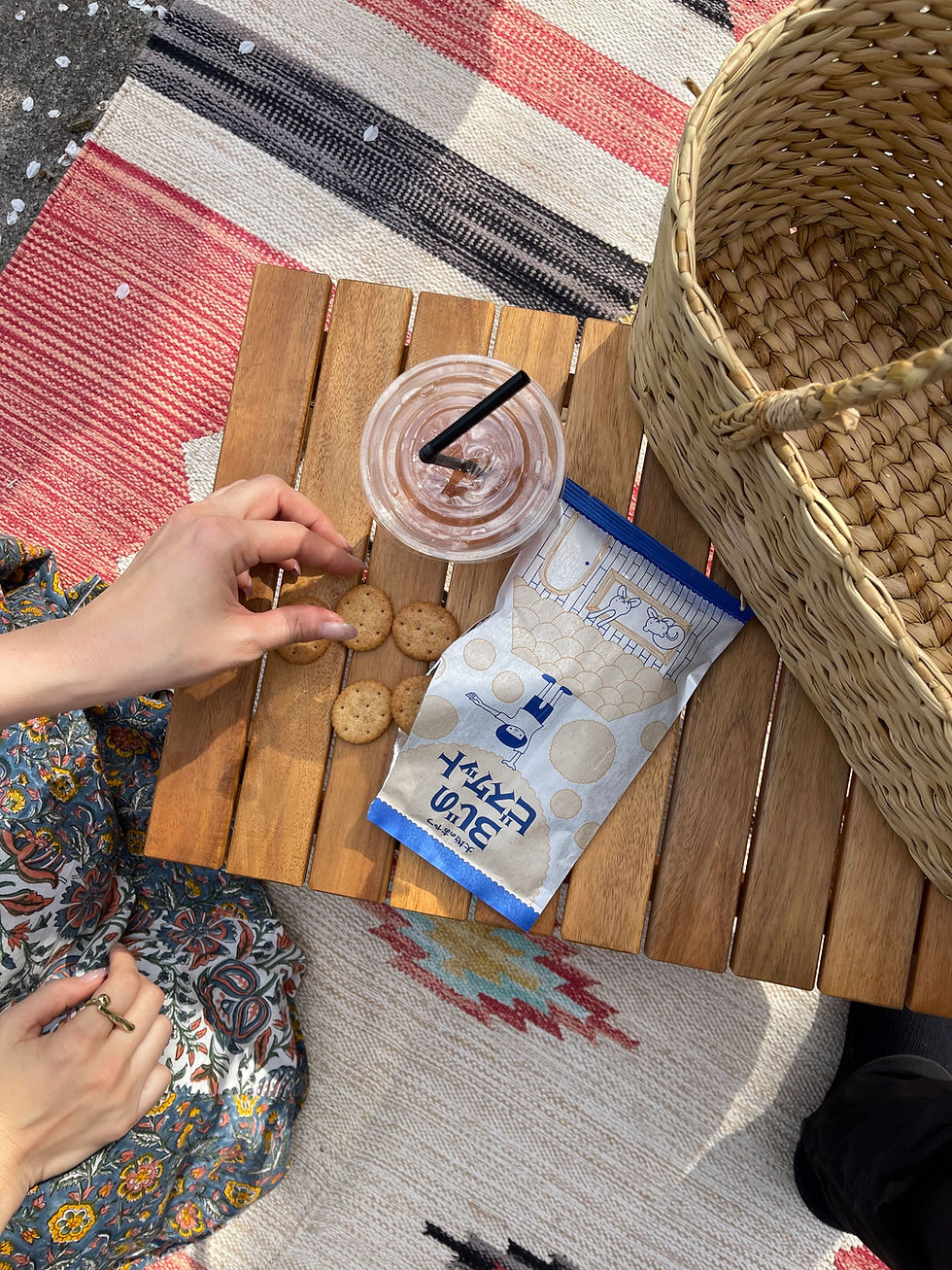 ▲暖かくなってきましたね🌸今月はおやつとドリンクを手に、吉野川沿いでゆっくり過ごすのもおすすめです◎