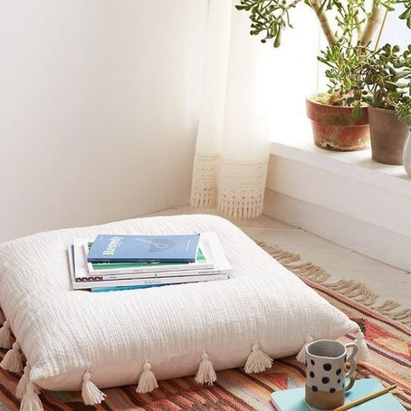          5 tips to Decor a Meditation corner in your home