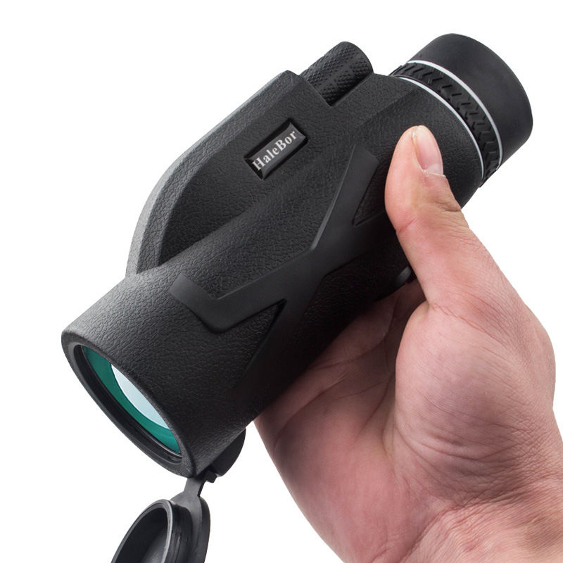 Miniatura: High Magnification Telescope for Smartphones