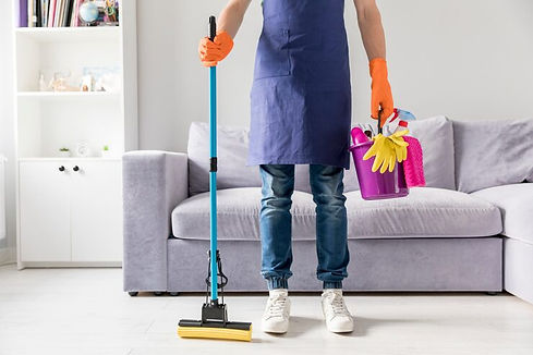 man-cleaning-his-home_23-2148119224.jpg