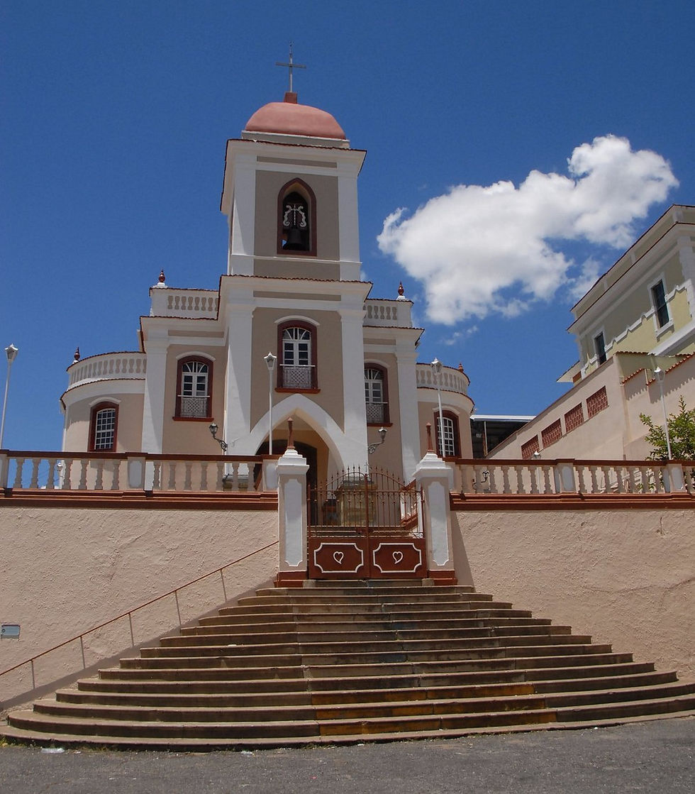 fachada-simples-e-torre.jpg