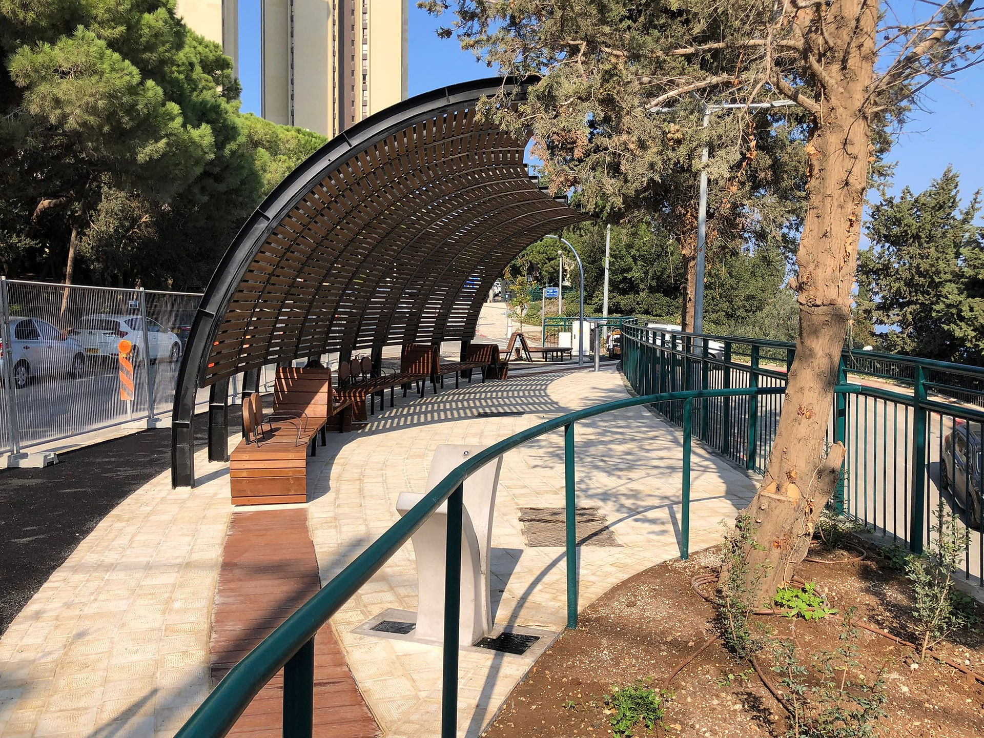 רחבת תצפית. קרדיט: שר שמואלי אדריכלים, עיריית חיפה