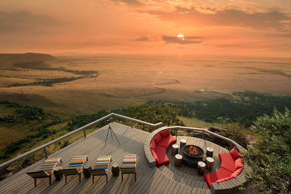 Alojamiento de lujo en una de las Conservancies. Al pie de la montaña, Masai Mara National Reserve