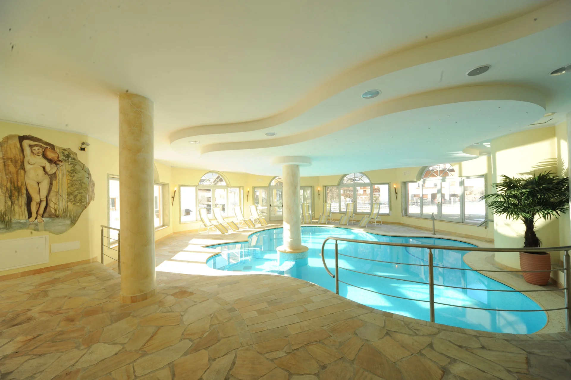 h canada piscina.a8ead62d.webp