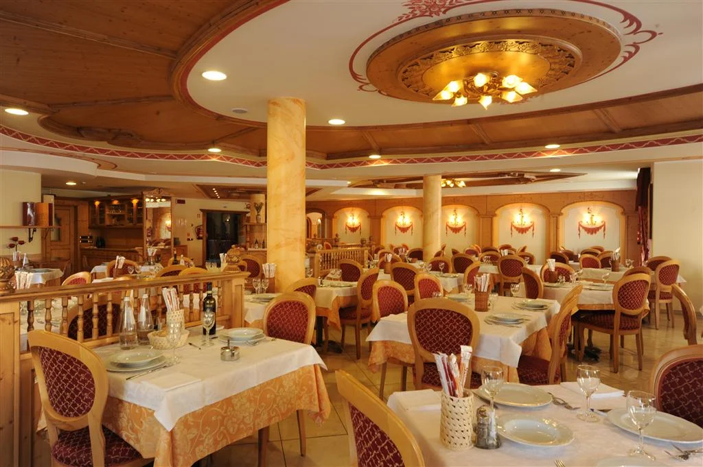 h canada ristorante_2x.e14b201a.webp