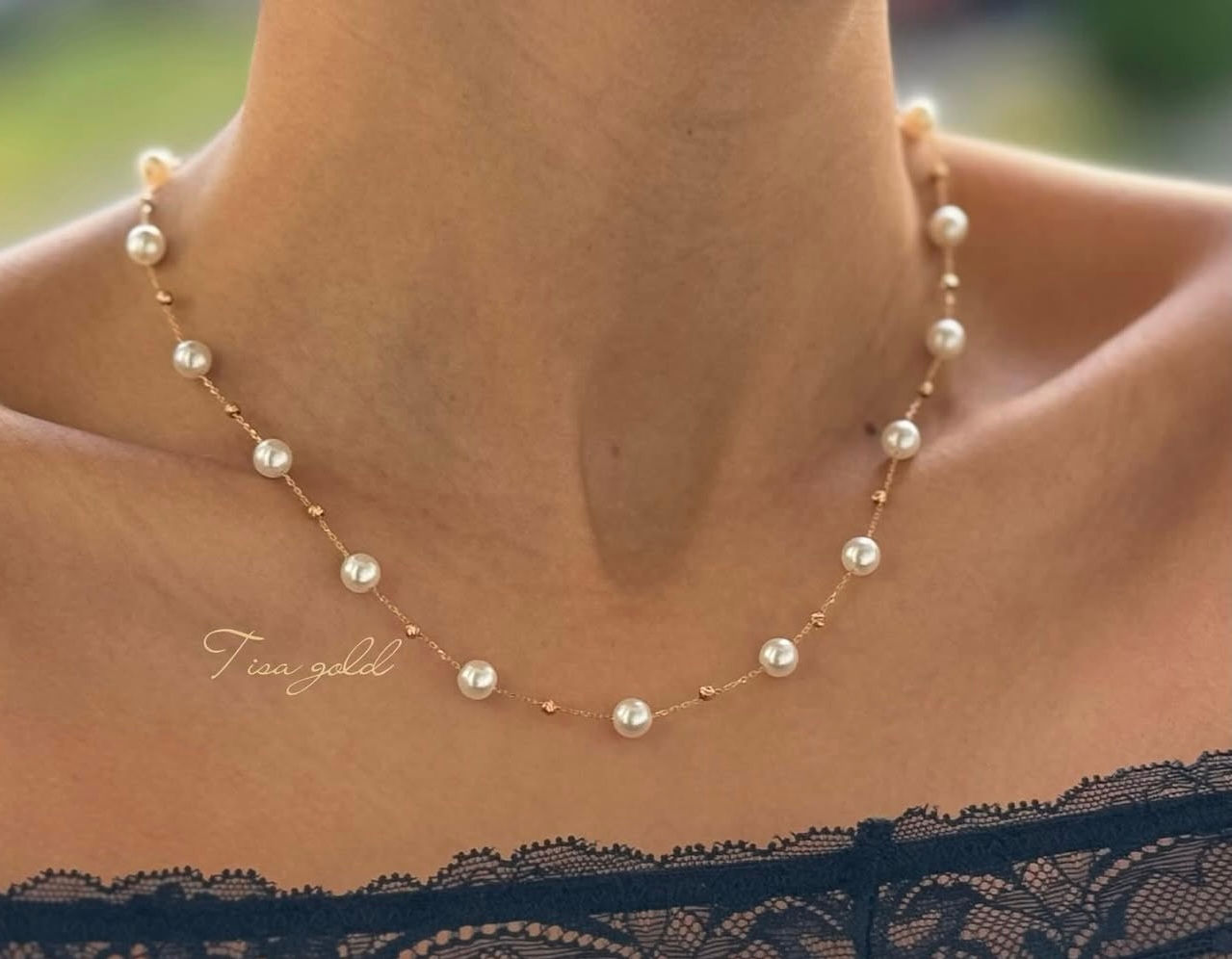 Bernardo and pearl necklace