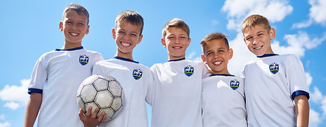 Happy_Junior_Football_Team_Posing_original_605245.jpg