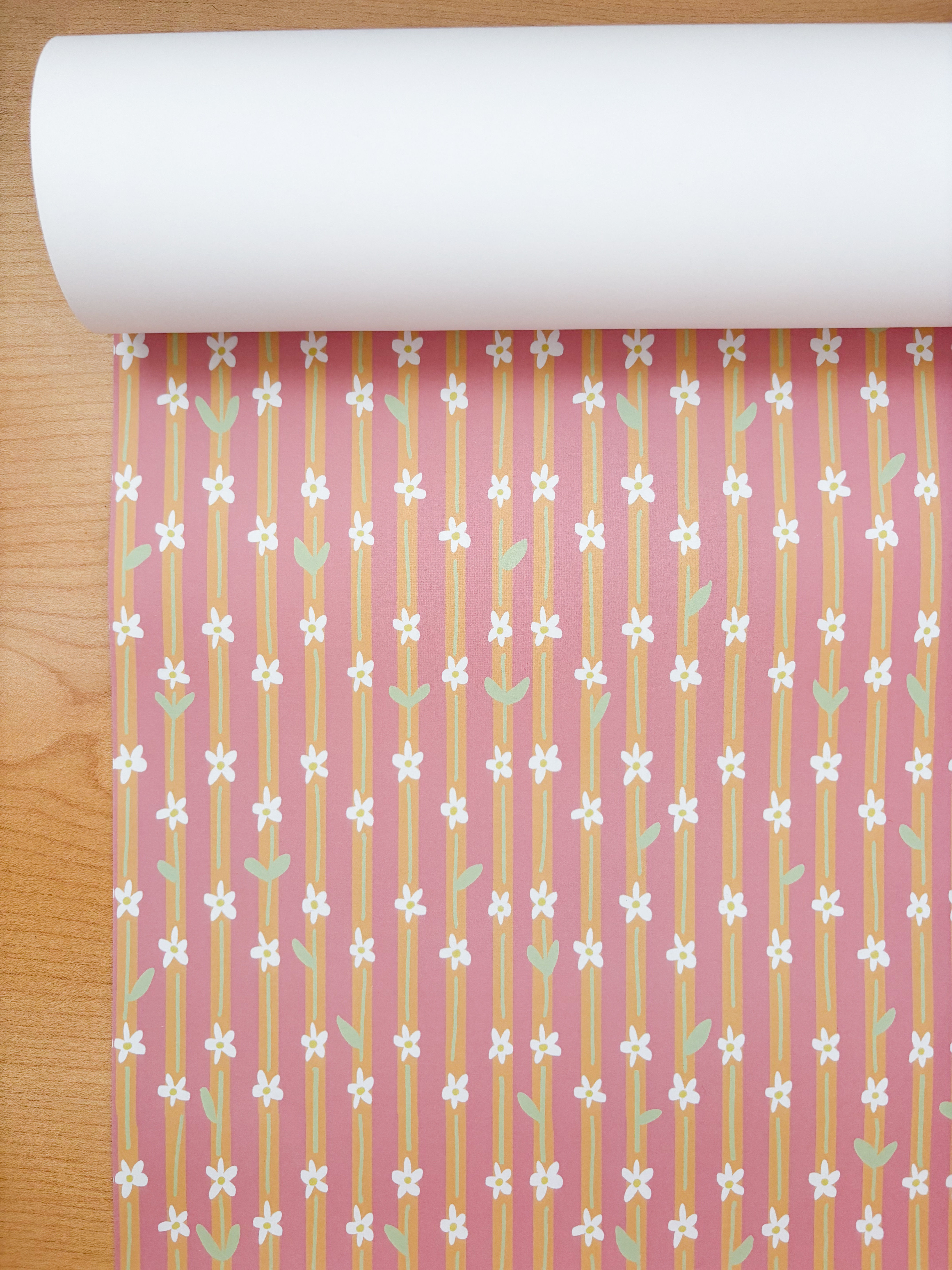 Daisy Chain wrapping paper