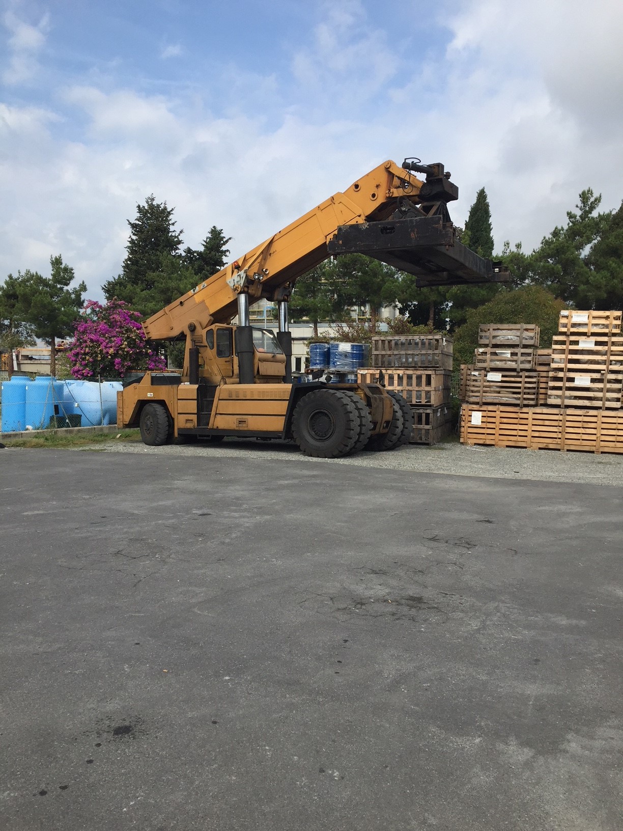 Magazzino 4Landing Livorno — ingresso