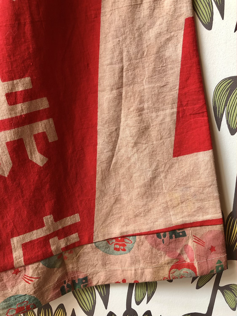 Thumbnail: Pants from the retro Showa-era（1926-89）frag  dyed with the persimmons and feed-s