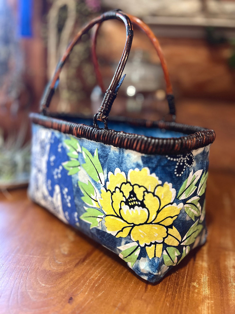 サムネイル： Haikarasan Ikkanbari Basket “Japanese Indigo”