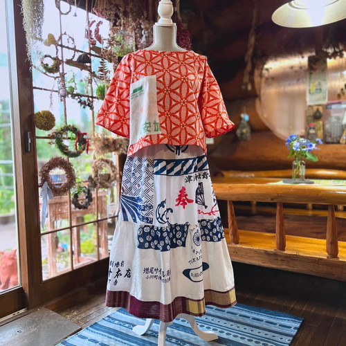 Retro Pop Tenugui Tiered Skirt | MomoyoStoby